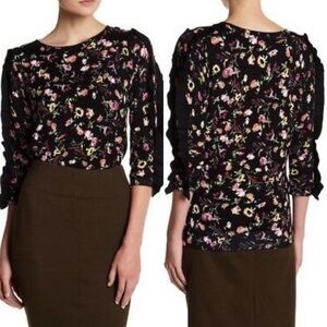 Philosophy floral sweater 3/4 double ruffle soft S